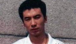 男明星爆料娱乐圈事件,男明星揭露惊天内幕